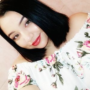 Meet your Posher, Araceli